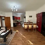 公寓 J & Nilson's In Center Shkodër