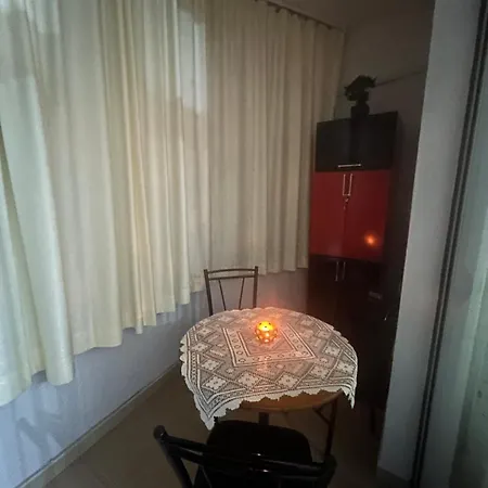 J & Nilson's In Center Апартаменты Шкодер