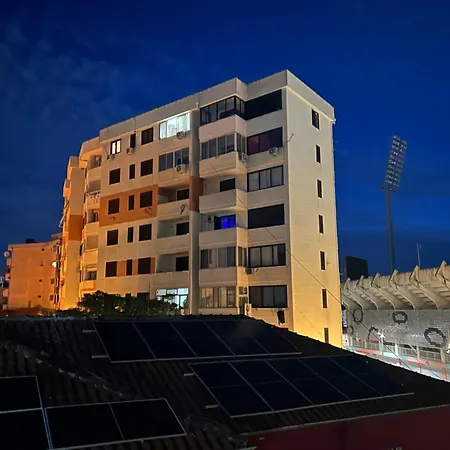 J & Nilson's In Center Апартаменты